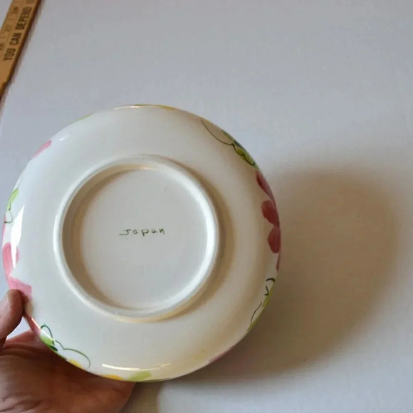 5/$25  Vtg Handpainted Crocus Bowl - Picture 6 of 6